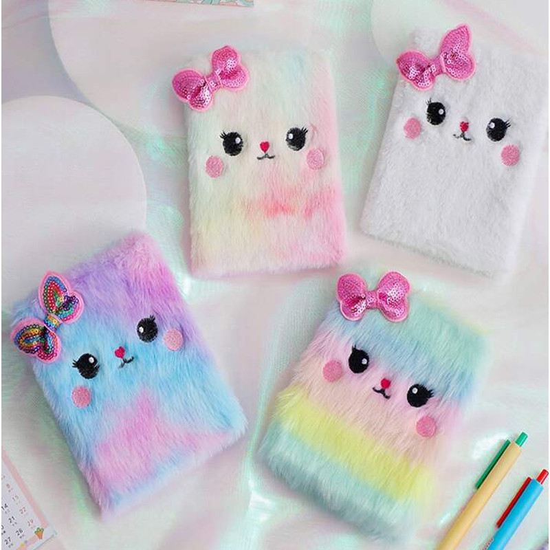 Bloc Notes En Peluche Kitty Blanc