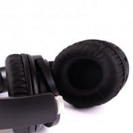 Micro Casque Sans Fil TREQA-XH630 RGB Noir en Tunisie Micro Casque Sans Fil TREQA-XH630 RGB Noir en Tunisie