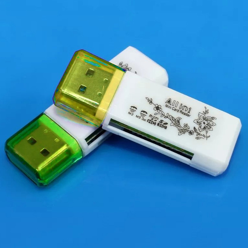Lecteur De Carte Mémoire USB 2.0 5en1 Blanc