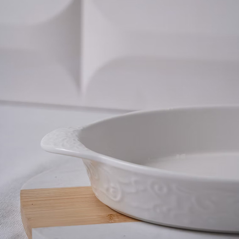 Plat à Four Ovale  30 × 22 Cm Blanc En Tunisie