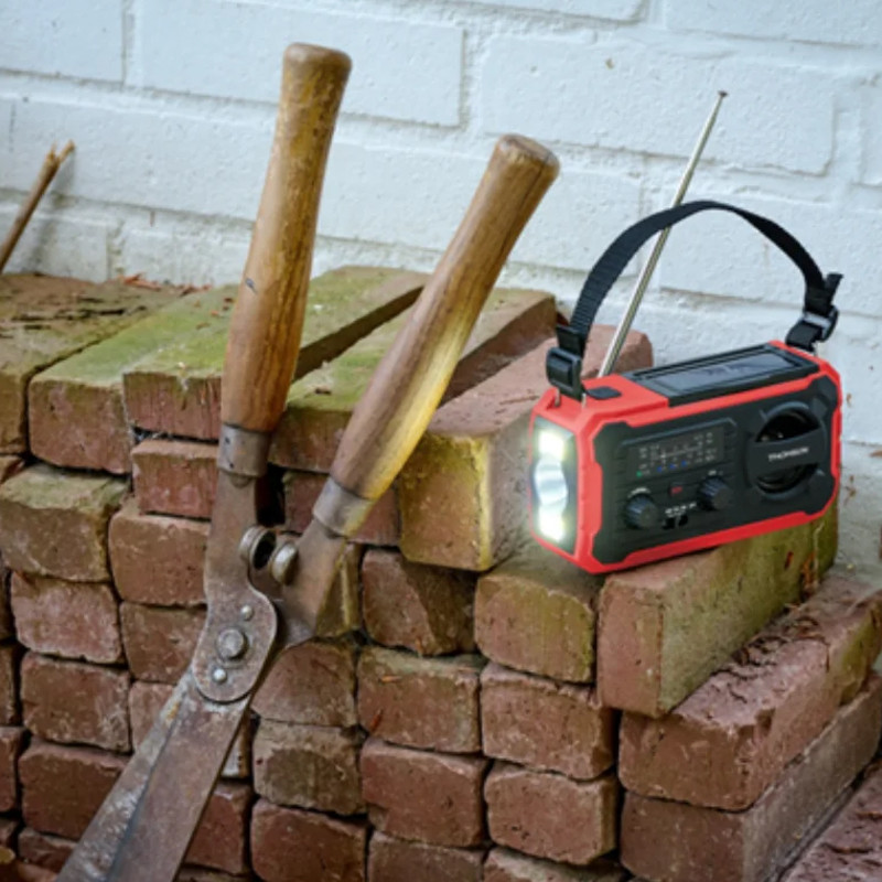 Radio Thomson Solaire D’urgence Longue Durée RT280 Rouge En Tunsie
