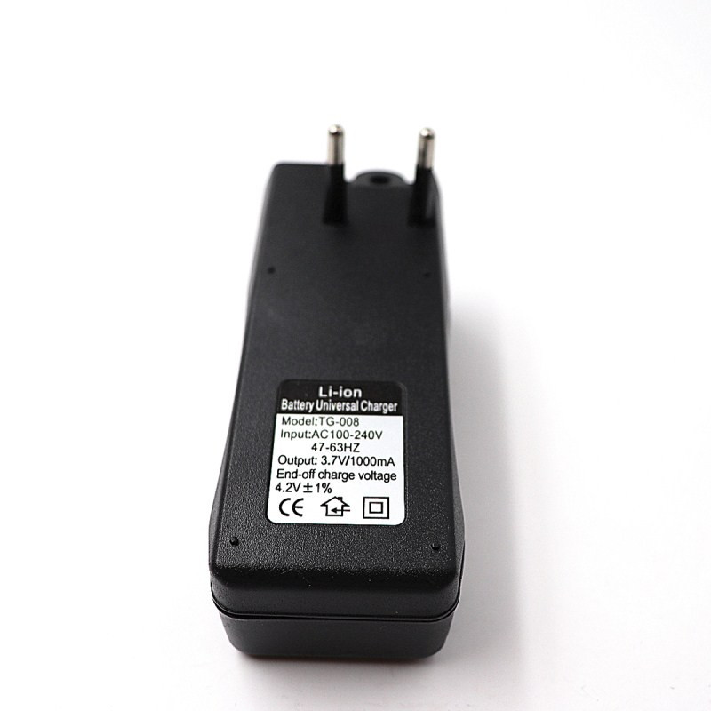 Chargeur Piles TG-008 universel Li-ion TG-008