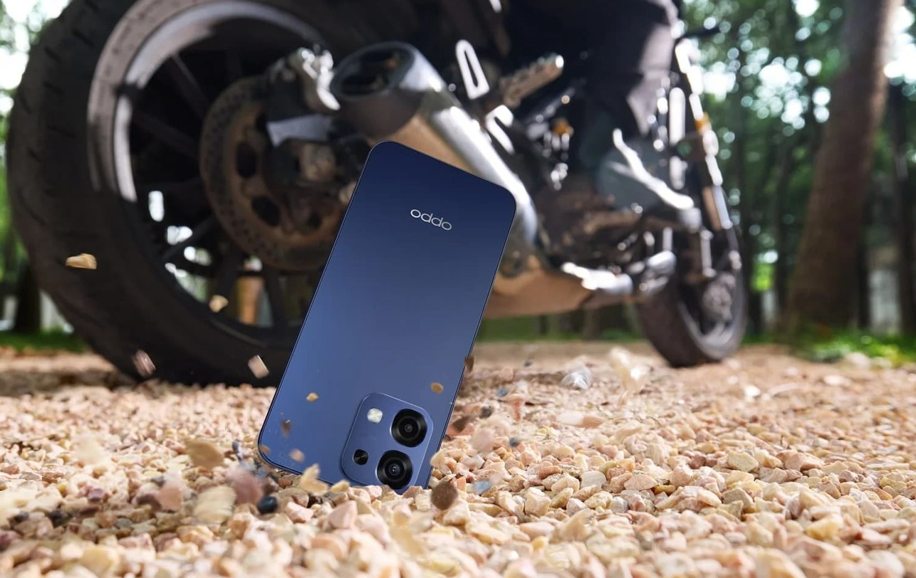 Oppo A6 photos